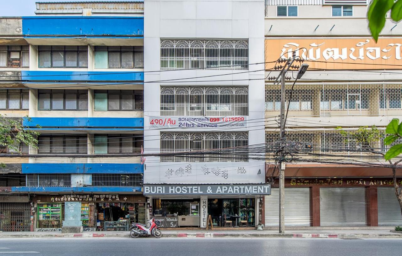 BURI Hostel Bangkok Buitenkant foto
